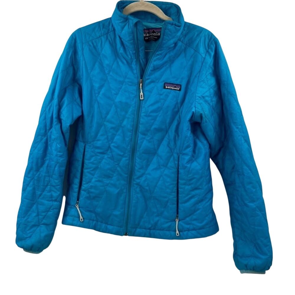 Patagonia blue nano puff jacket